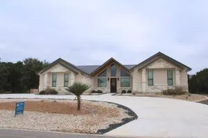 Living Life Frio Premier Rental Homes - Concan