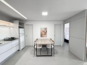 Lindo Flat Planejado com Vista Para Cidade