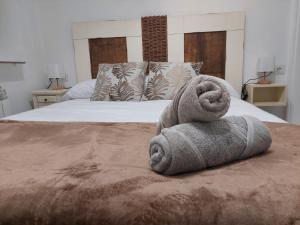 Nuevo, junto al Ayuntamiento y Casco Viejo