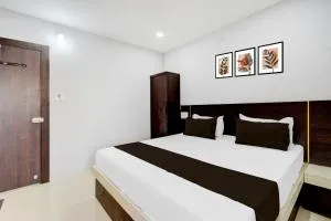 Hotel O RRR Residency & luxuryrooms - Bībīnagar