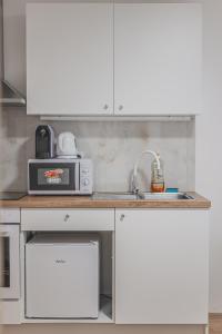 Flat Near Prague Castle Stylish & Prime Location 5