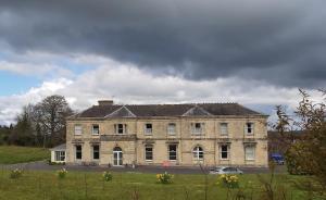 Upper East Wing Apartment in Richmond House