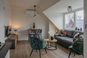 Brugs home 2 - Achterveld