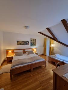 Triple Room with Balcony room in Art Hotel Kristal