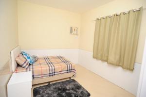 Casa confortavel com WiFi, piscina e churrasqueira