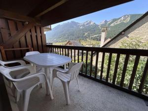 Appartements Appart lumineux 4 pers avec parking, wifi – Le Monetier les Bains - FR-1-330F-239 : photos des chambres