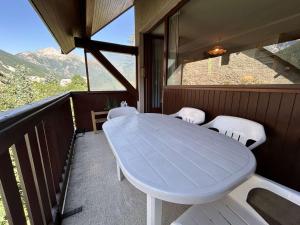 Appartements Appart lumineux 4 pers avec parking, wifi – Le Monetier les Bains - FR-1-330F-239 : photos des chambres