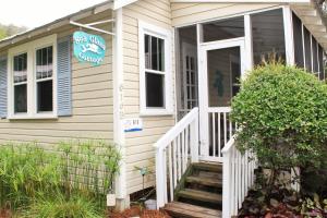 Sea Glass Cottage - 3hvězdičkové hotely ve městě Folly Beach