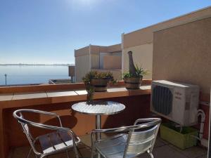 Appartement T2 lumineux avec terrasse et climatisation - FR-1-553-253