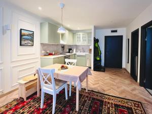 Lagom Apartment - Next to the Gondola