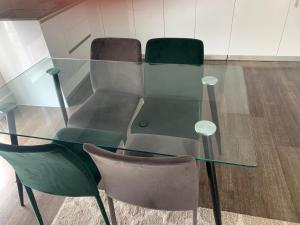 Lovely 1Bed flat 10mins to Canary Wharf & parking