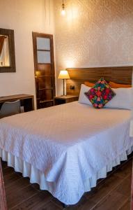 Hotel Las Camelias Inn by AHS