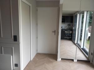 Sejours chez l'habitant Les Ecuries du Roi - Chateau Versailles-Parking-Wifi-Netflix : photos des chambres