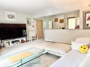 Villasonboard 2 Bed Condo Beach Seaview Greek Riviera Vouliagmeni