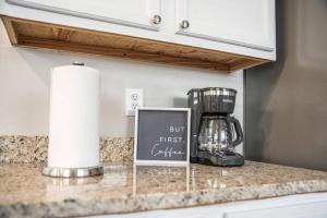 Old Dauphin Way Historic Home - Unit 1