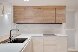 Marbella modern flat with sea views