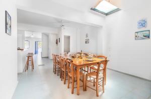 Tsifliki Beachfront Retreat