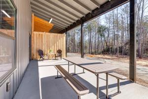 Pet-Friendly Yard! Nature Escape in Forest City