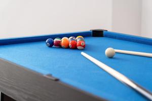 Spacious 1 Bedroom City Apartment with full amenities