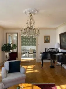 Unique private apartment in house - Romelanda