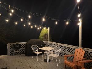 Stay Near Ski Berkshires, Mid-Week & Promo Deals!