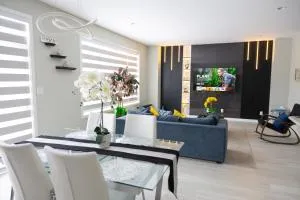 4 - Bedrooms Cozy Cove Deluxe - Steinbach