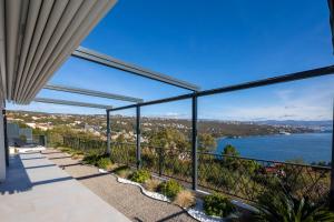 Opatija Luxury Seaview Penthouse with private parking, terrace, barbecue & more