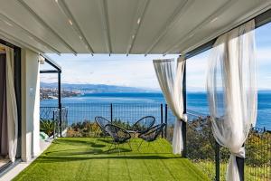 Opatija Luxury Seaview Penthouse with private parking, terrace, barbecue & more