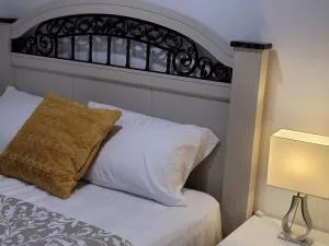 Luxury two bedrooms - Emerson