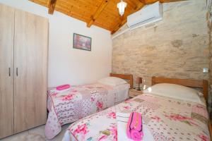 Holiday house with a parking space Cove Pelegrin, Korcula - 23866