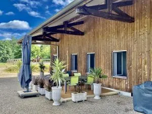 Holiday apartment in Saint Avit with 2 bedrooms - Saint-Aigulin