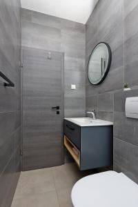 Apartments with parking space Lopar, Rab - 21732