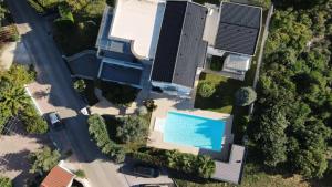 Luxury villa with a swimming pool Pjescana Uvala, Pula - 21972 