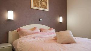 Luxury villa with a swimming pool Pjescana Uvala, Pula - 21972