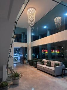 Beautiful sunrise, peaceful retreat