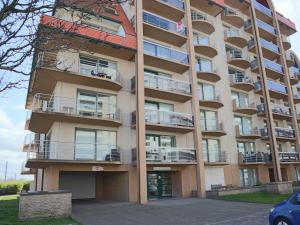 Apartment in Nieuwpoort by Sandy Beaches