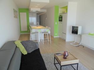 Apartment in Nieuwpoort with terrace