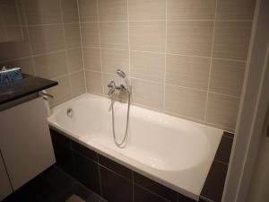 Coastal Comfort by the Sea