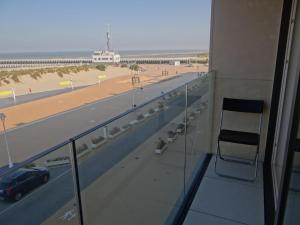 Studio in Nieuwpoort with Sea Views