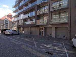 Apartment in Nieuwpoort-Bad by the Beach