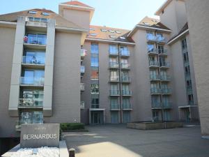 Apartment in Nieuwpoort near the Beach