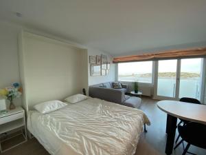 Apartment in Nieuwpoort with Stunning Sea Views