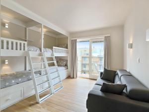 Apartment in Nieuwpoort with central location