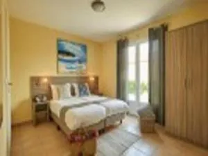 Villa with private pool in the beautiful Loire - Latillé