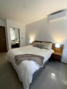 Departamento en zona empresarial