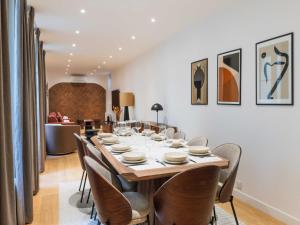 Magnificent apartment - 4BR 10P - Arc de Triomphe