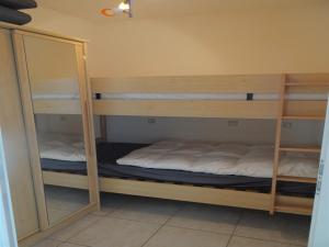 Sunlit Apartment Near Beach