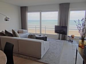 Apartment in Nieuwpoort with Ocean Views