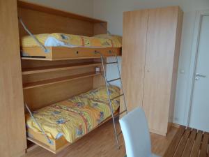 Apartment in Nieuwpoort with sea views