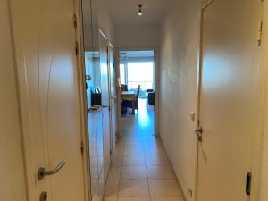 Apartment in Nieuwpoort with sea view
